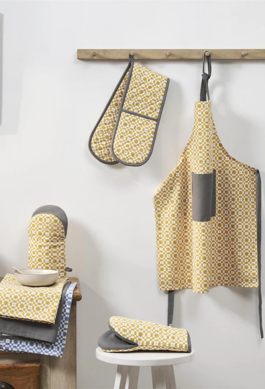 Tea Towels, Double Oven Gloves, Oven Gloves & Apron