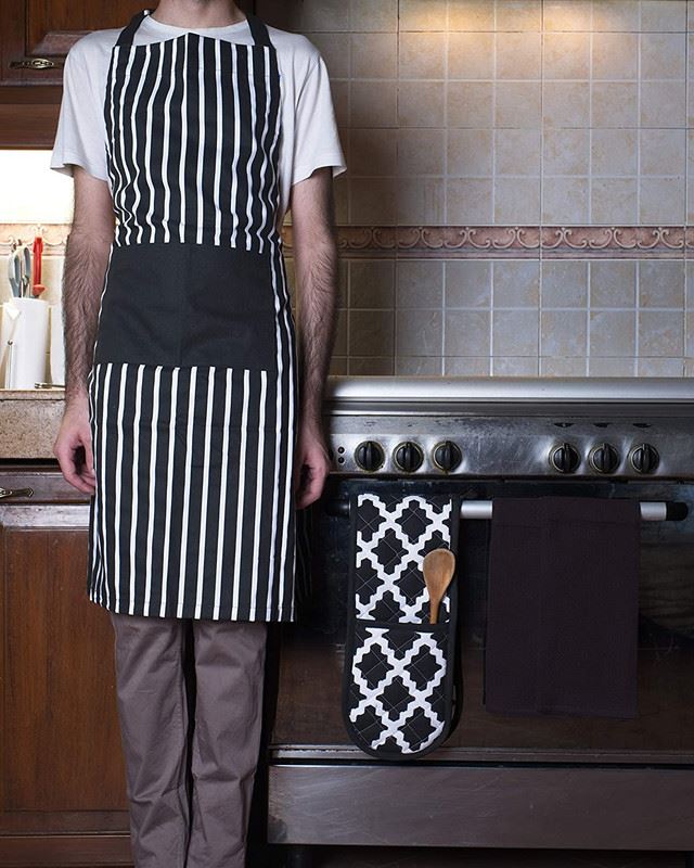 Apron, Oven Mitt & Kitchen Tea Towels Set - Pack of 4