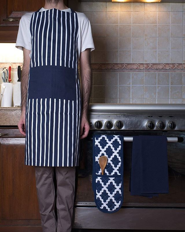 Apron, Oven Mitt & Kitchen Tea Towels Set - Pack of 4