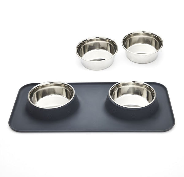 Feeding Mat with 4 Pet Bowls