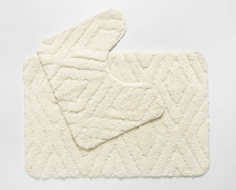 Bath Mats - Set of 2 - Diamond Design - Non Slip Microfibre Plush Soft